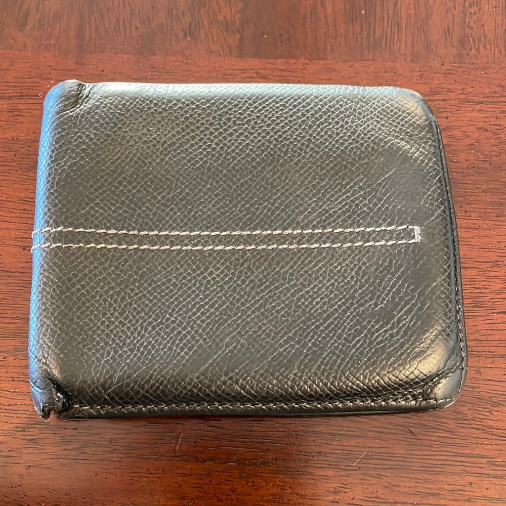 Tods black men’s leather wallet